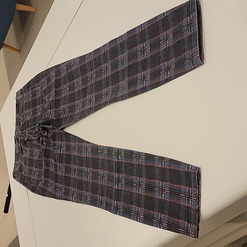 Pants - Picture 5 of 5